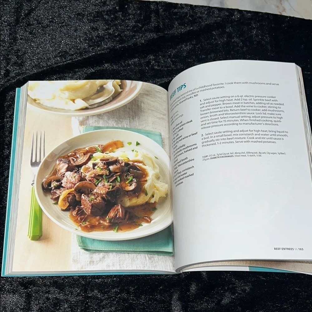 Taste of Home Blue Kitchen Cookbook